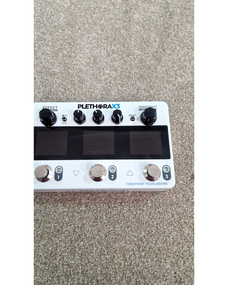 TC Electronic Plethora X3 - Multi-Effects Pedal - White - Excellent w/ Original Box & Manuals - image 8