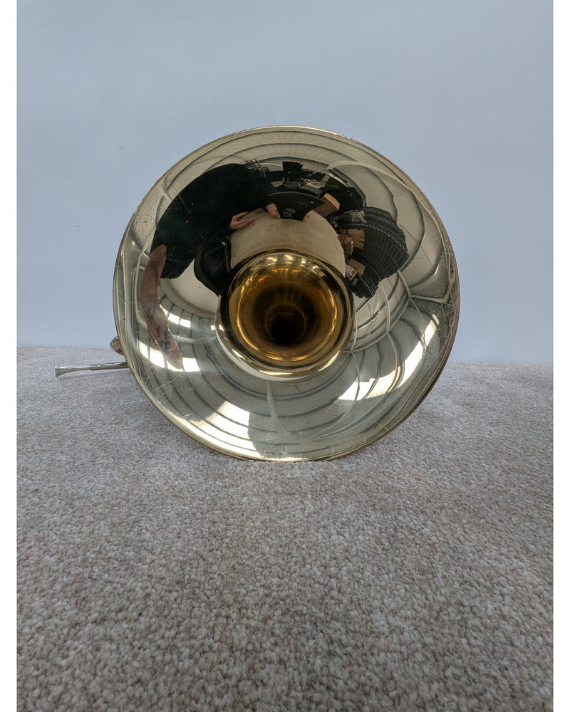J Michael FH-750 - Brass Instruments - Gold - Good w/ Soft Case - image 3