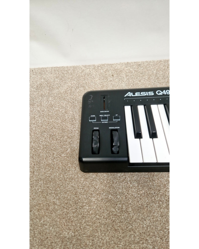 Alesis Q49 - Fair - image 6