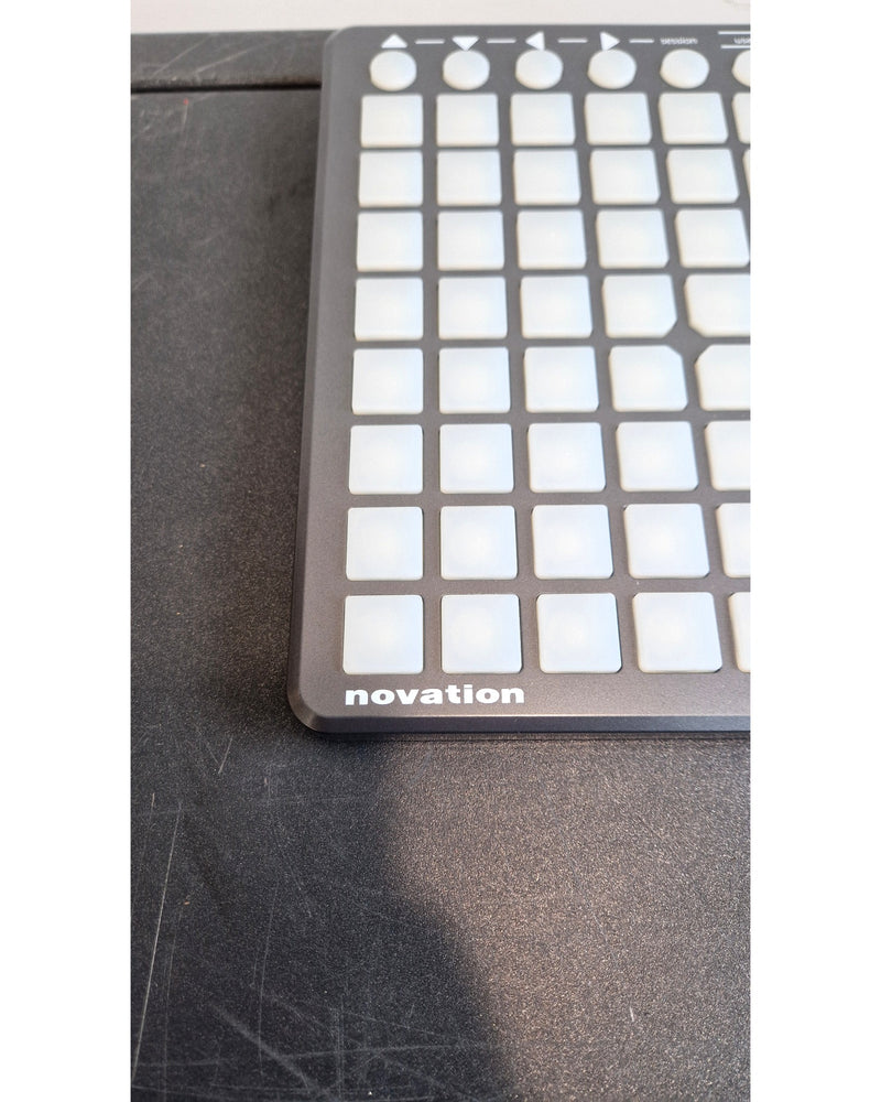 Novation Launchpad S - Midi Controller - Like New w/ Soft Case & Manuals - Image 5