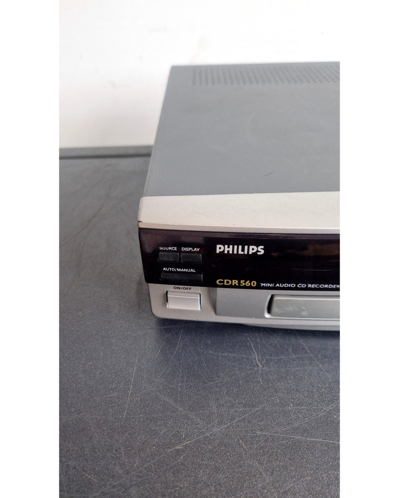 Philips CDR560 538 - CD Players - Good w/ Soft Case - Image 9