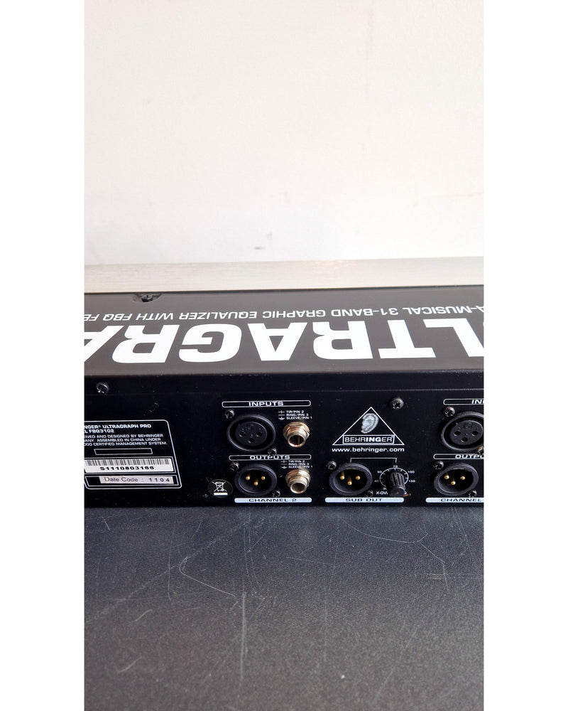 Behringer Ultragraph Pro FBQ3102 - Equalisers - Excellent w/ Manuals & Power Supply - Image 3