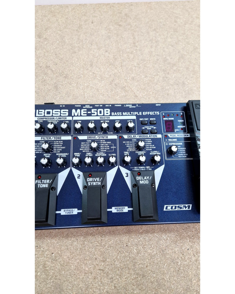 Boss ME-50B - Multi-Effects Pedals - Excellent w/ Soft Case & power supply - Image 5