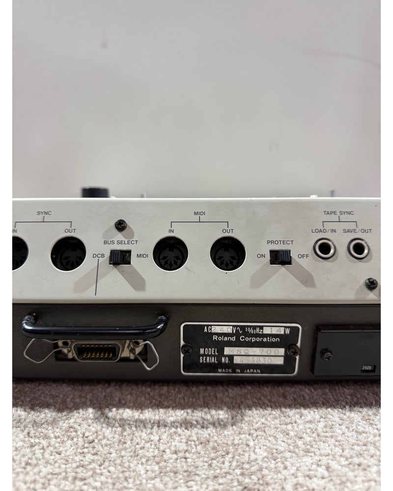 Roland MSQ-700 - Samplers & Sequencers - Good w/ Manuals - image 7
