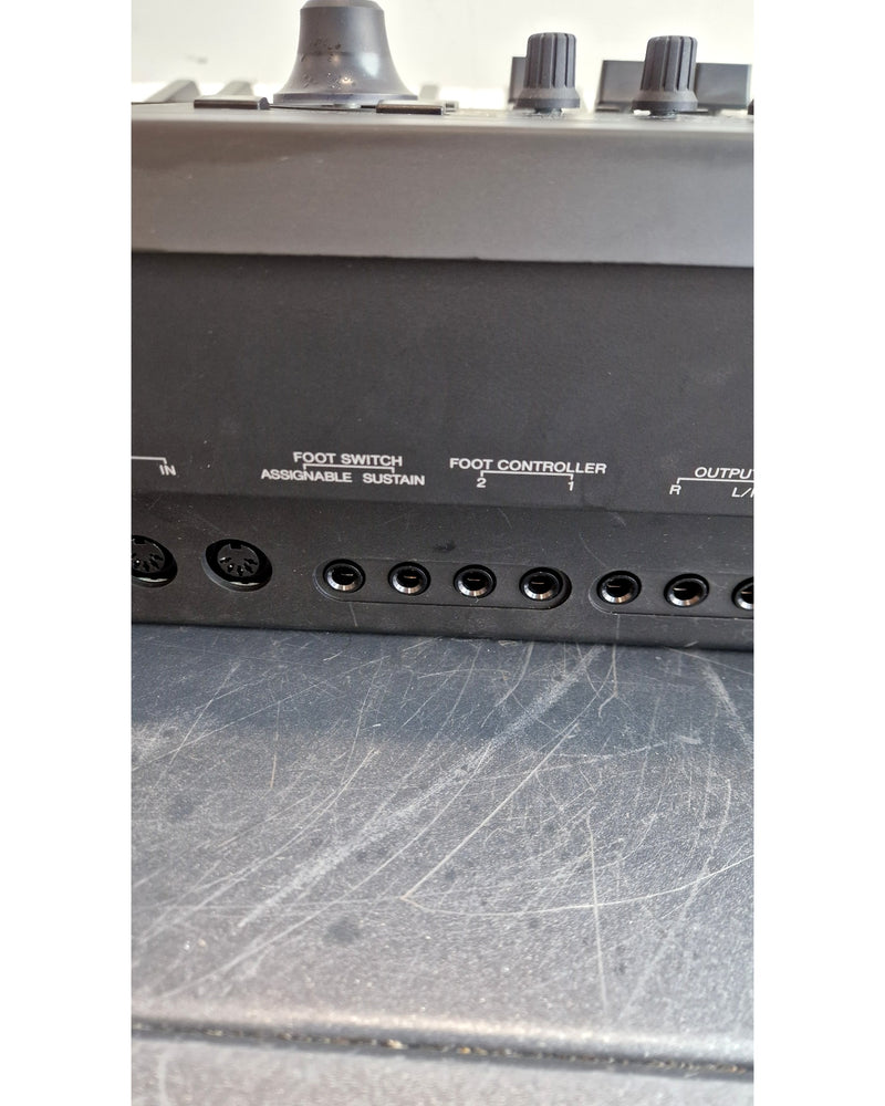 Yamaha MODX 8+ - Synthesizer Keyboards - Very Good w/ Original Box & Power Supply - image 13