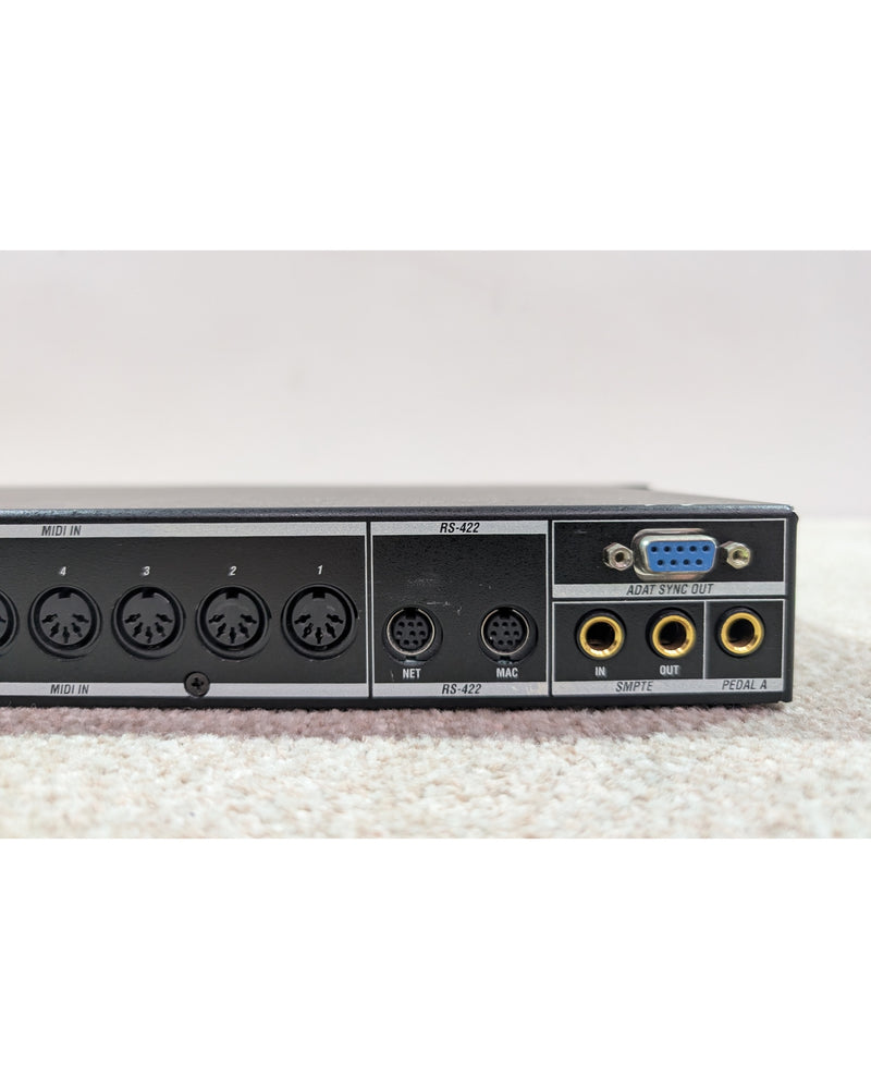 MOTU MIDI Timepiece AV - Audio Interface - Black - Fair - image 9