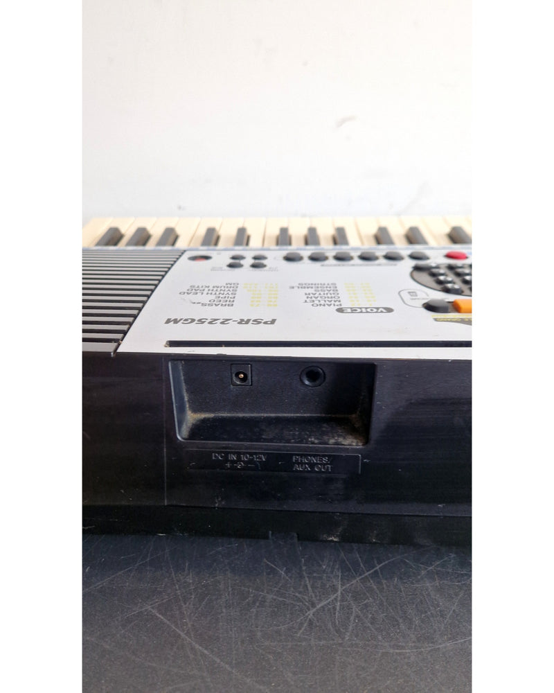 Yamaha PSR-225GM - Musical Keyboards - Good w/ Power Supply - Image 12
