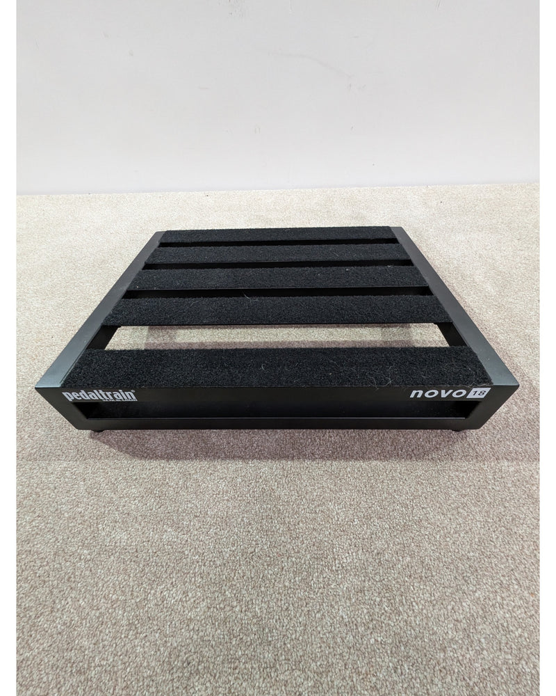Pedaltrain NOVO 18 - Pedalboards & Power - Black - Very Good w/ Soft Case - image 7