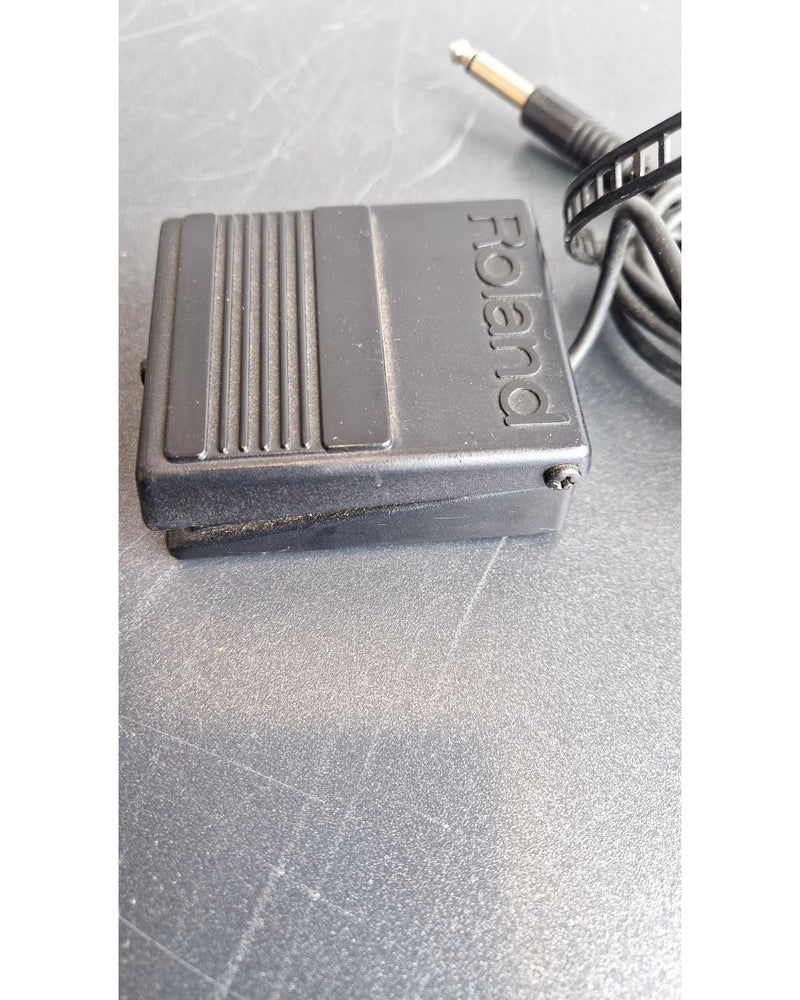 Roland DP-2 - Footswitch - Good - Image 2