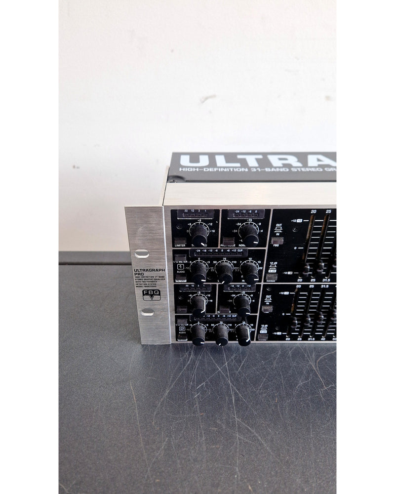 Behringer Ultragraph Pro (FBQ6200HD) - Equalisers - Very Good - image 5
