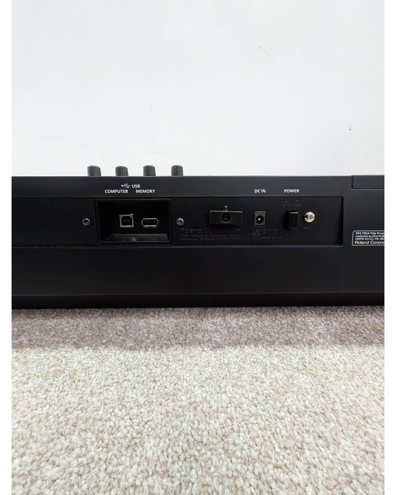 Roland JUNO-DS88 - Synthesizer - Black - Very Good w/ Soft cover & Power Supply - image 8