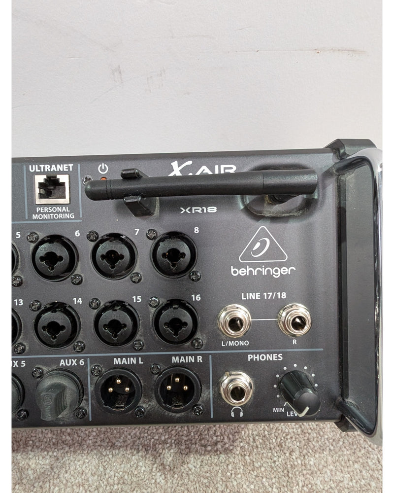 Behringer XAir XR18 - Mixer - Very Good w/ Original Box, Manuals, Power Supply - image 9
