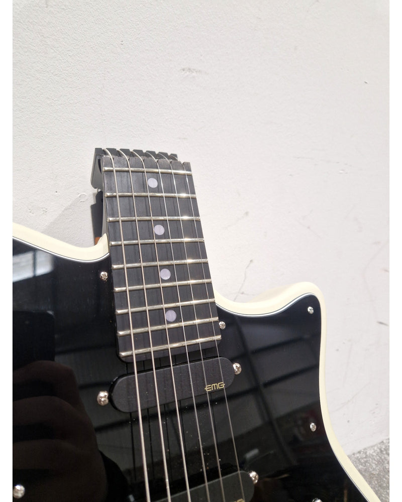 Ciari Ascender Trio (with EMG pickups) - Electric Guitars - White - Mint w/ Travel Bag - Image 18