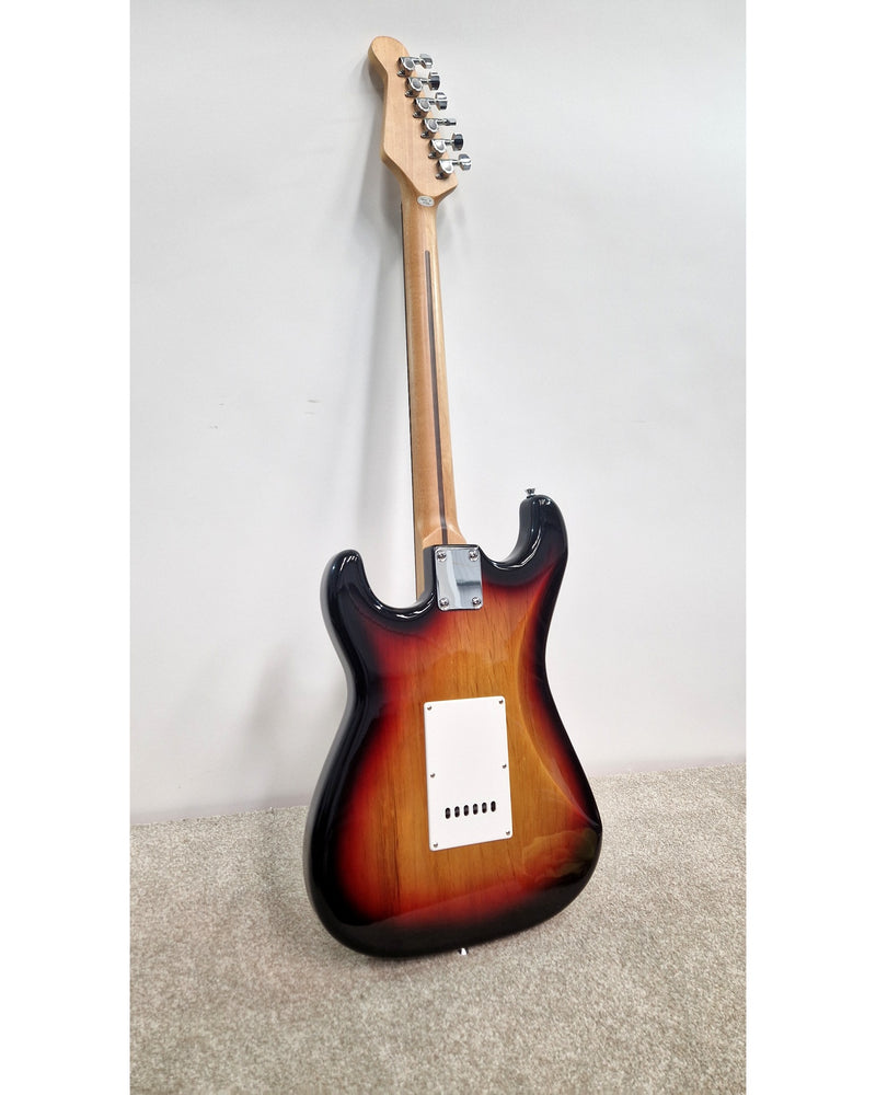 Westfield E1000 Strat - Electric Guitar - Sunburst - Excellent w/ Soft Case - image 2