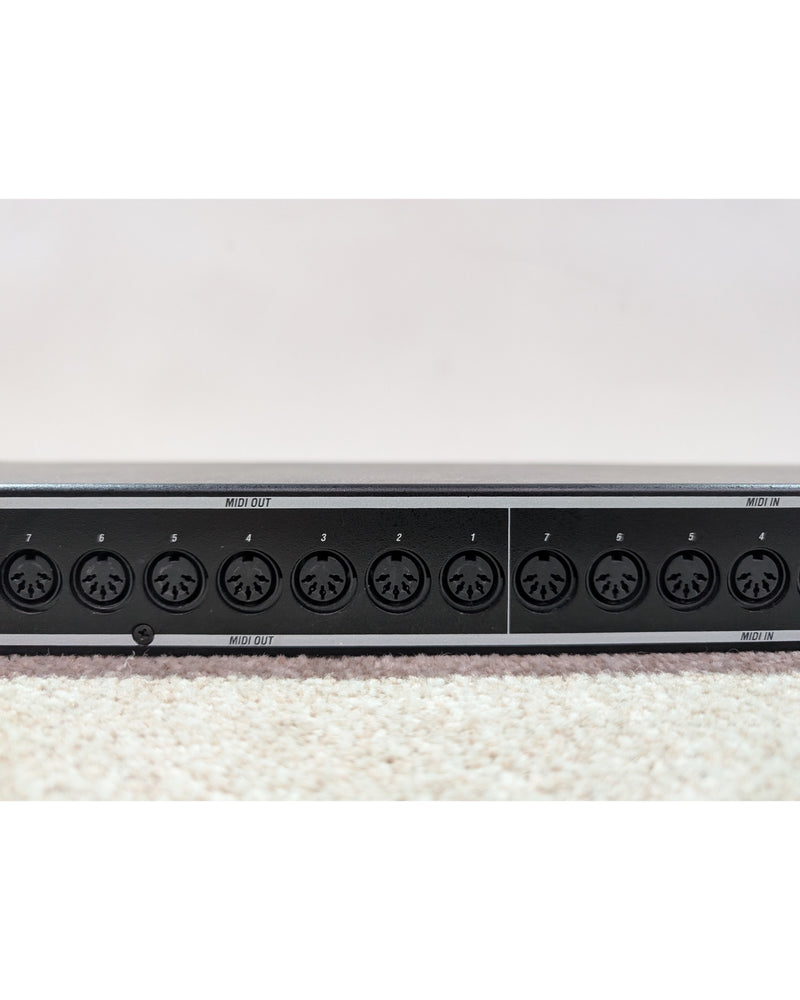 MOTU MIDI Timepiece AV - Audio Interface - Black - Fair - image 8