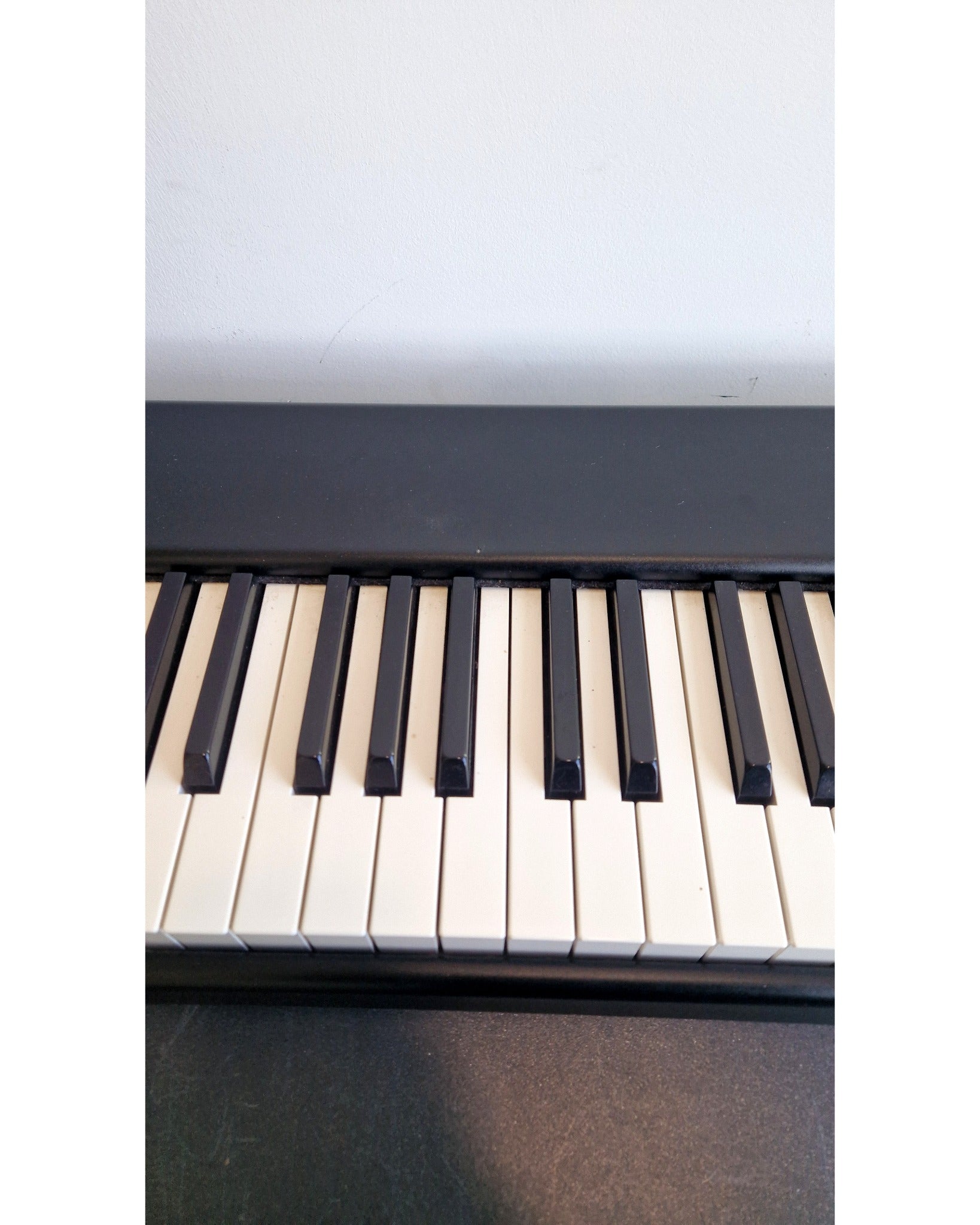 Technics SX-P30 - Digital Piano - Black - Excellent w/ Power