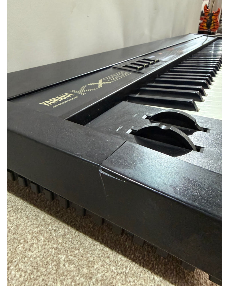 Yamaha KX88 - MIDI Controller - Fair - image 8