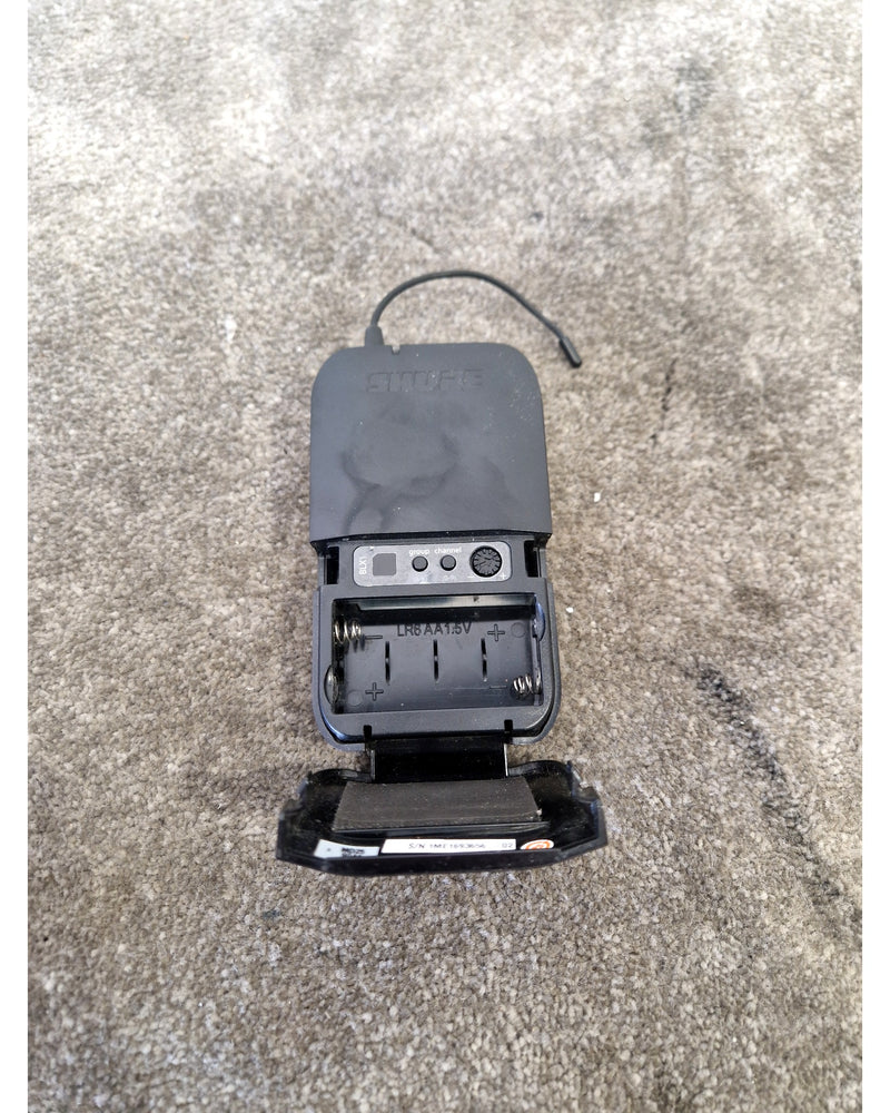 Shure BLX1 - Headset - Microphone System - Fair - Image 4