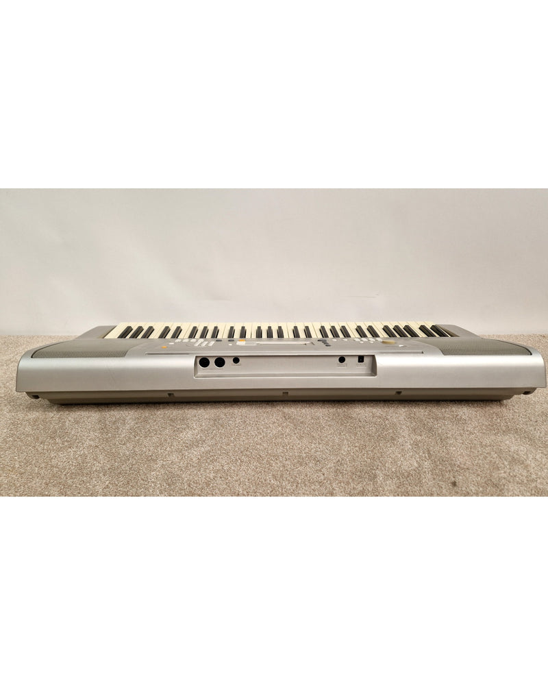 Yamaha PSR-E303 - Musical Keyboards - Silver - Good - image 9