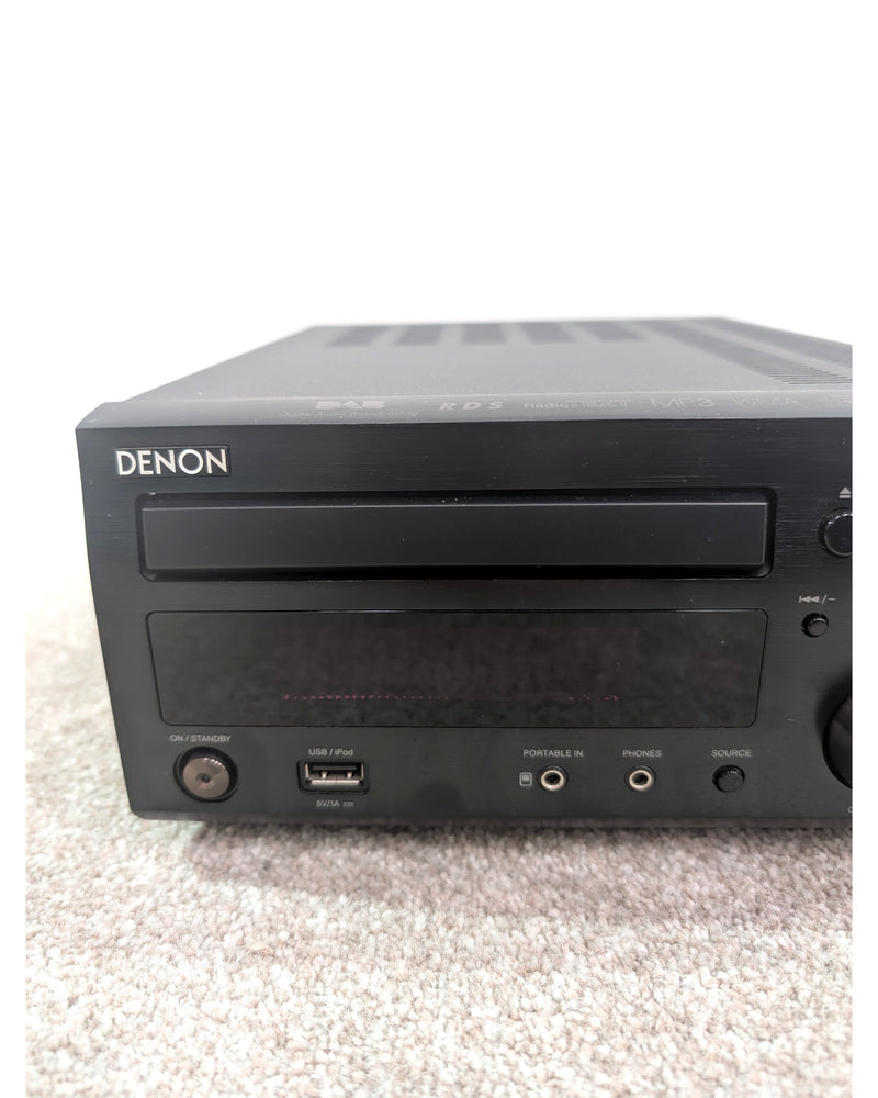 Denon RCD-M38DAB - CD Player - Very Good w/ Hard Case - image 7