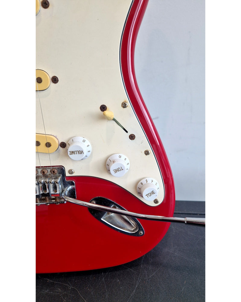 Squire Stratocaster 1995 - Red - Made IN China Electric Guitar - Classic Design - Good w/ Soft Case - Image 3