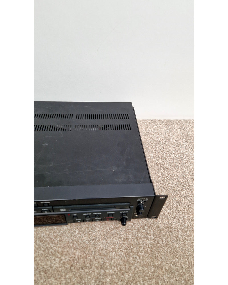 TASCAM MD-CD1 - Media Player - Black - Good - image 8