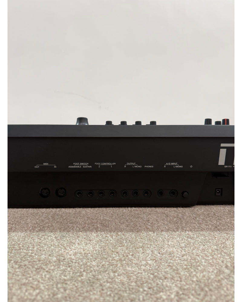 Yamaha MODX8 - Synthesizer - Black - Excellent w/ Power Supply - image 10