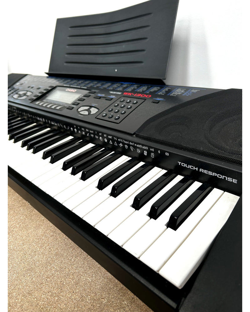 Casio WK-1300 - Musical Keyboard - Very Good w/ Power Supply - Image 4