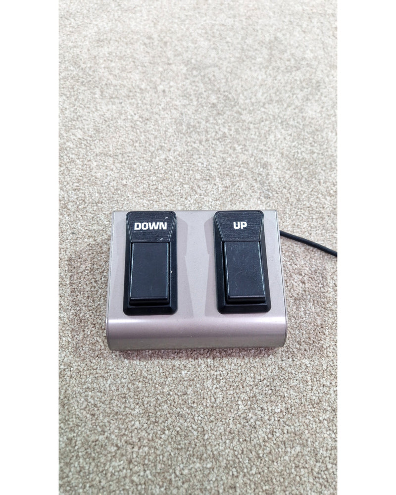 Behringer Bass V-Amp - Multi-Effects Pedal - Silver - Good w/ Soft Case & Power Supply - image 11