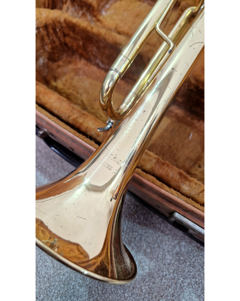 Elkhart Series II - Trumpets & Cornets - Gold - Fair w/ Hard Case - image 2