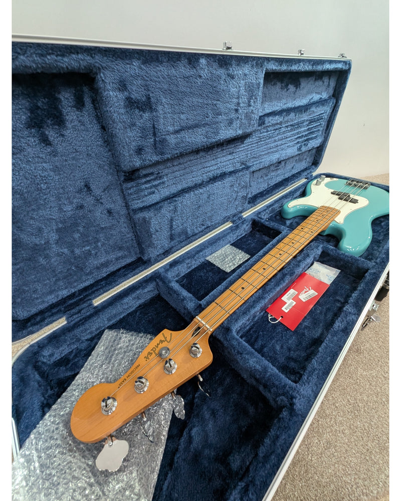 Fender Player II Precision Bass (2024) - Bass Guitar - Aquatone Blue - Like New w/ Hard Case & New Strings - image 13