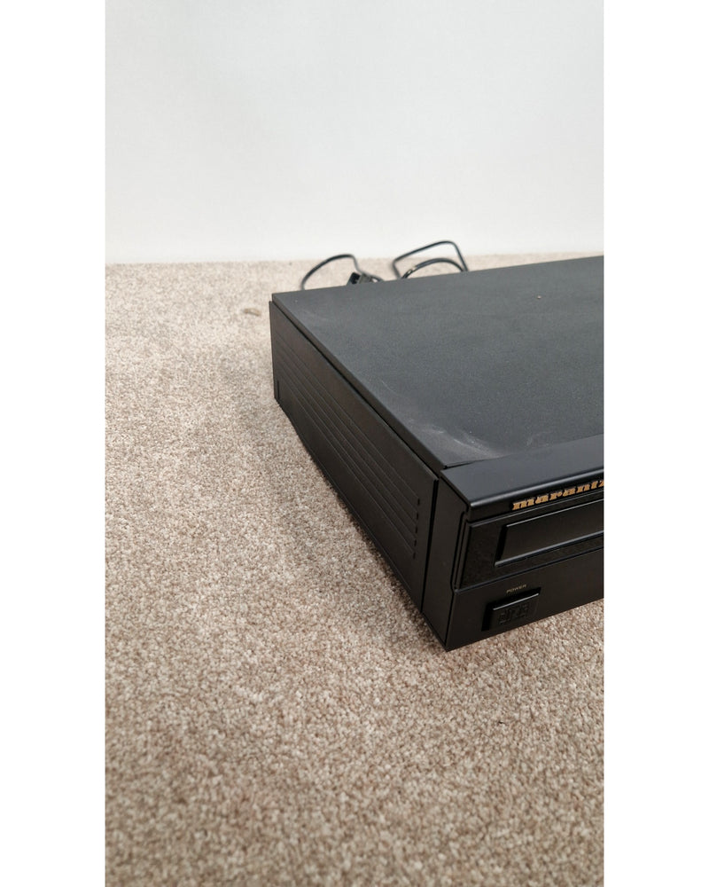 Marantz CD-40 - CD Player - Fair - image 9