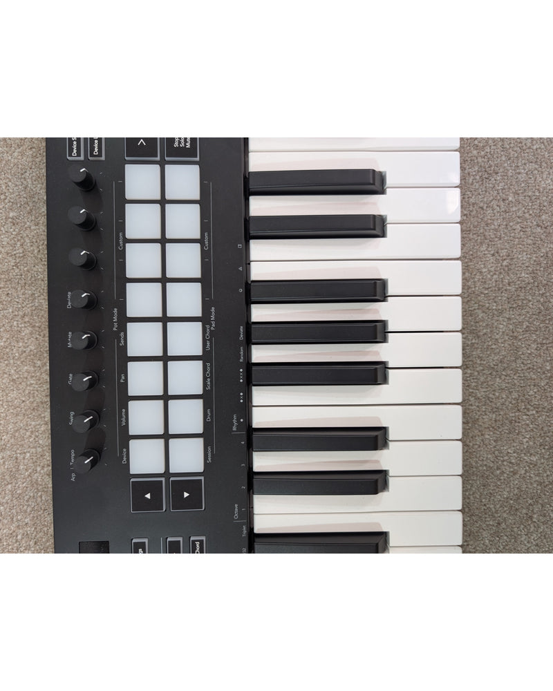 Novation Launchkey 37 - MIDI Controller - Excellent w/ Original Box & Manuals - image 5