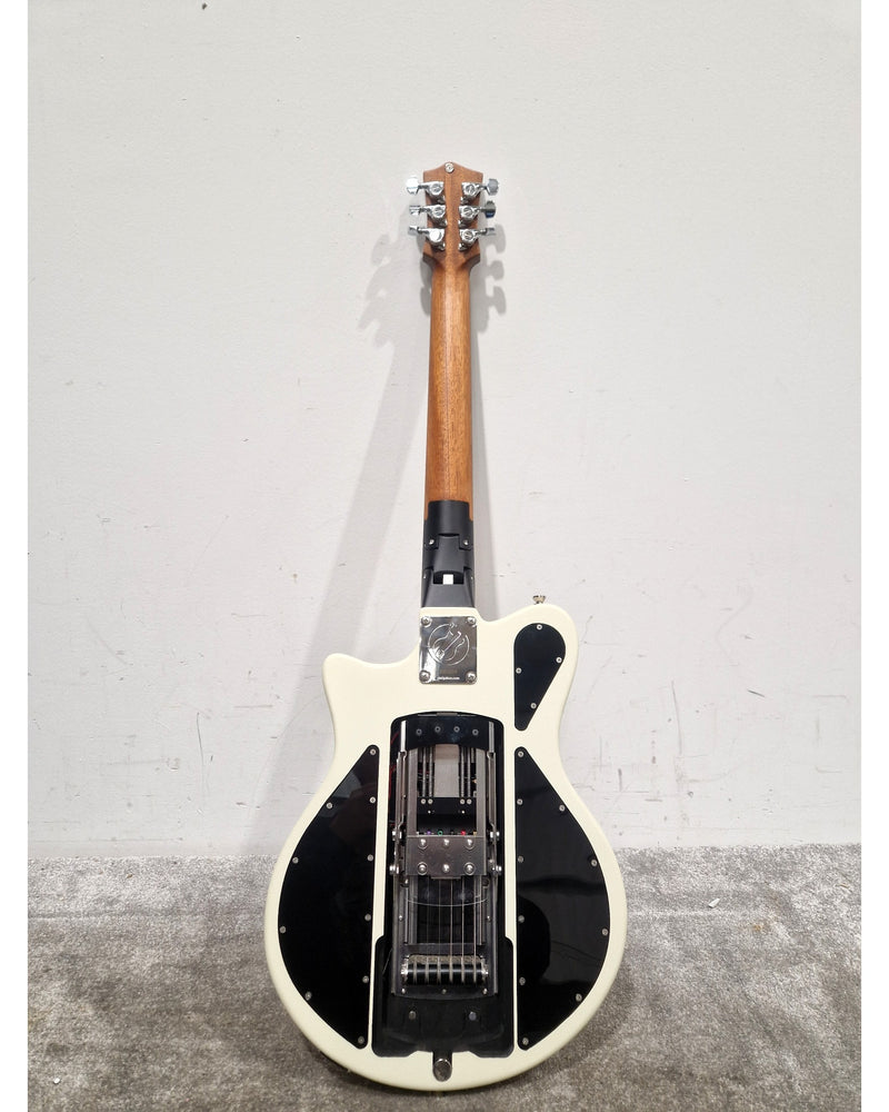 Ciari Ascender Trio (with EMG pickups) - Electric Guitars - White - Mint w/ Travel Bag - Image 5