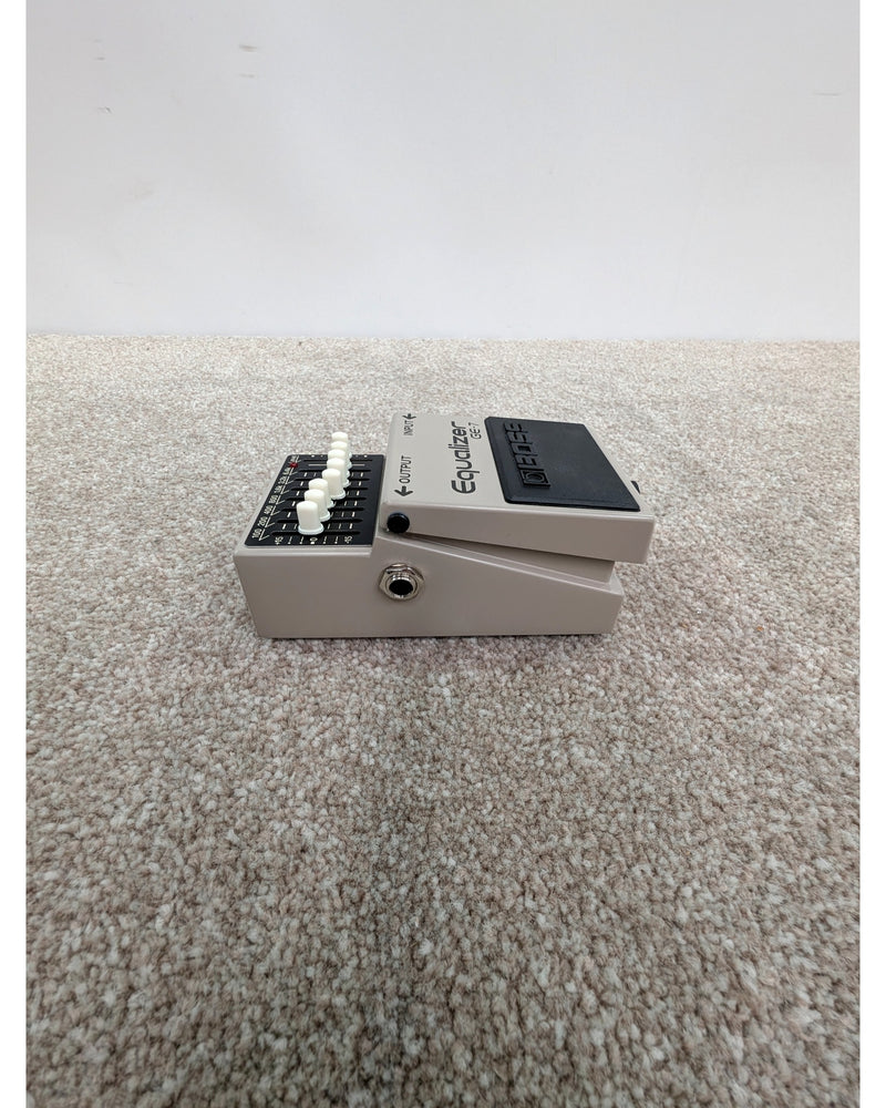 Boss GE-7 - Multi-Effects Pedal - Like New w/ Original Box & Manuals - image 4