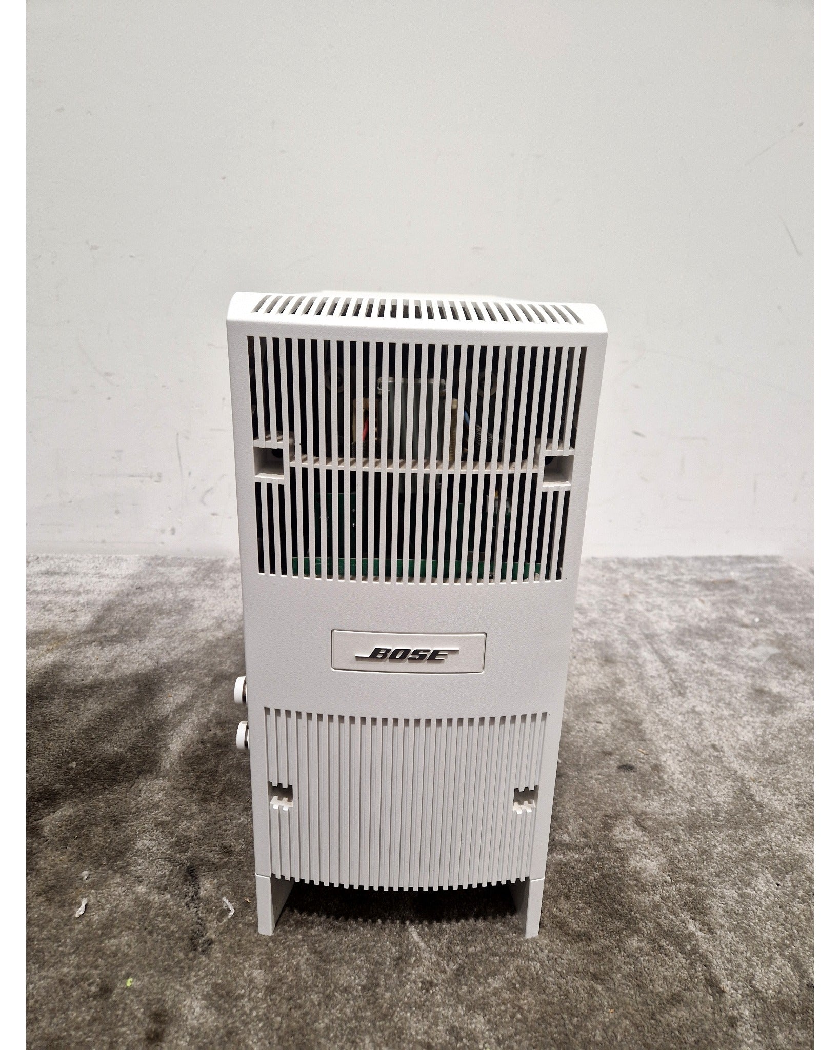 Bose Acoustimass 6 III Subwoofer - Premium Sound - Very Good