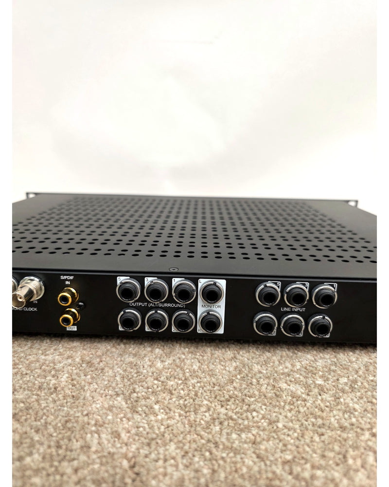 Apollo x6 Heritage Edition - Audio Interface - Excellent w/ Original Box & Power Supply - image 9