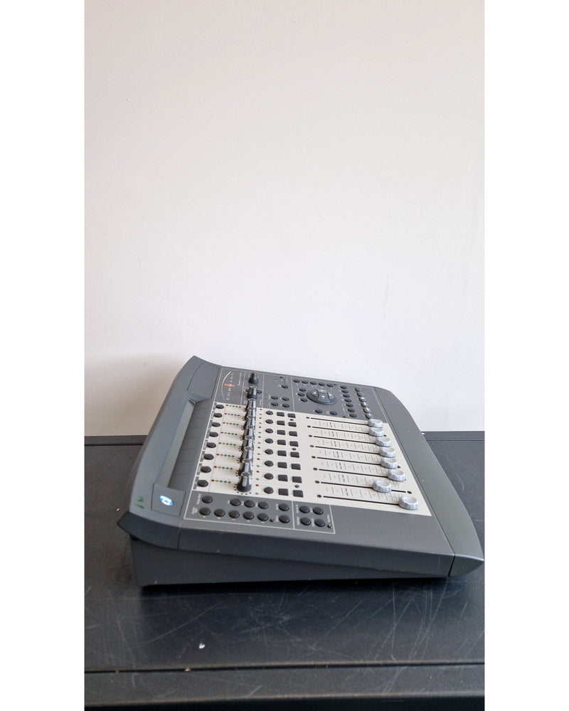 Digidesign Command 8 - MIDI Controller - Black - Poor - Image 7