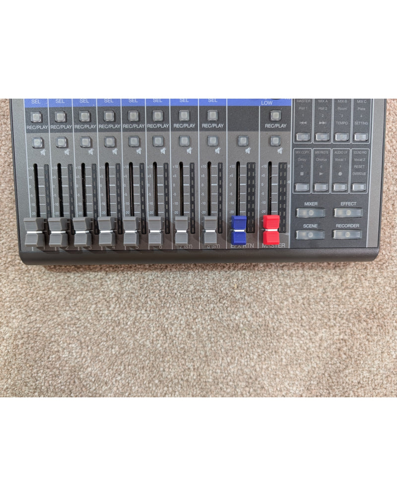 Zoom LiveTrak L-8 - Mixer - Excellent w/ Original Box, Manuals, Power Supply - image 7