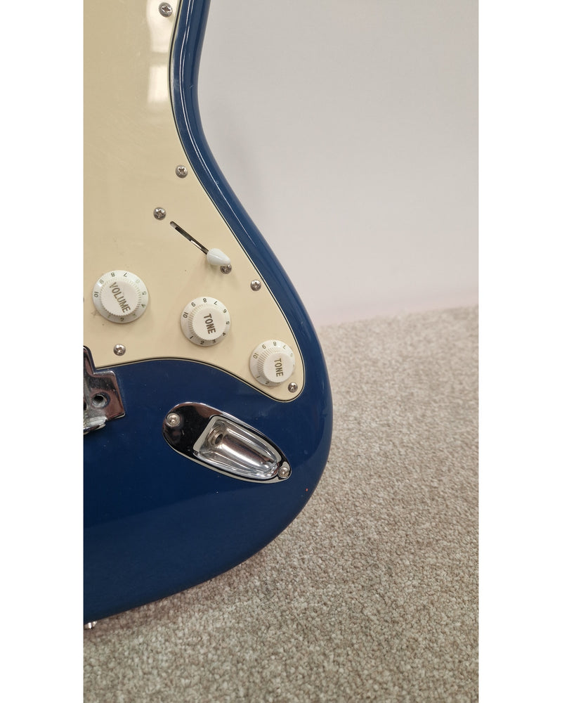Cruiser by Crafter ST-200 - Electric Guitar - Blue - Good w/ Soft Case - image 5