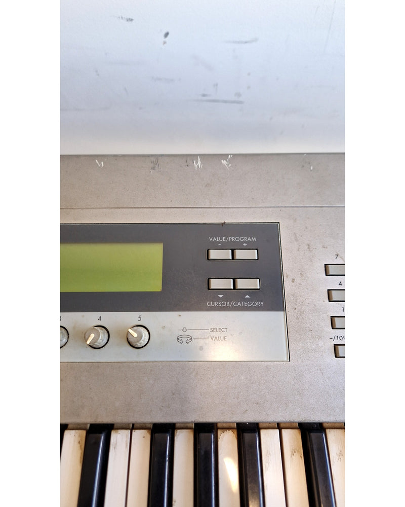 Korg Z1 - Digital Synthesizer - White - Good - Image 10