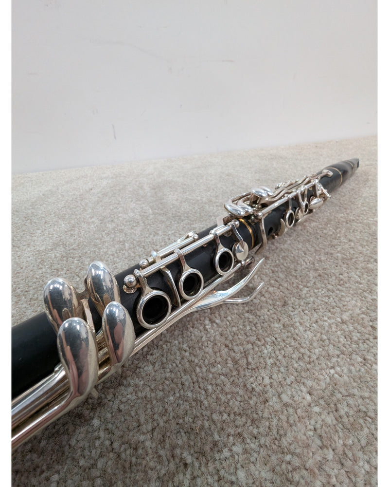 Selmer Privilege Clarinet - Clarinets & Flutes - Black With Silver-Coloured Keywork And Gold-Coloured Rings - Good w/ Hard Case - image 13