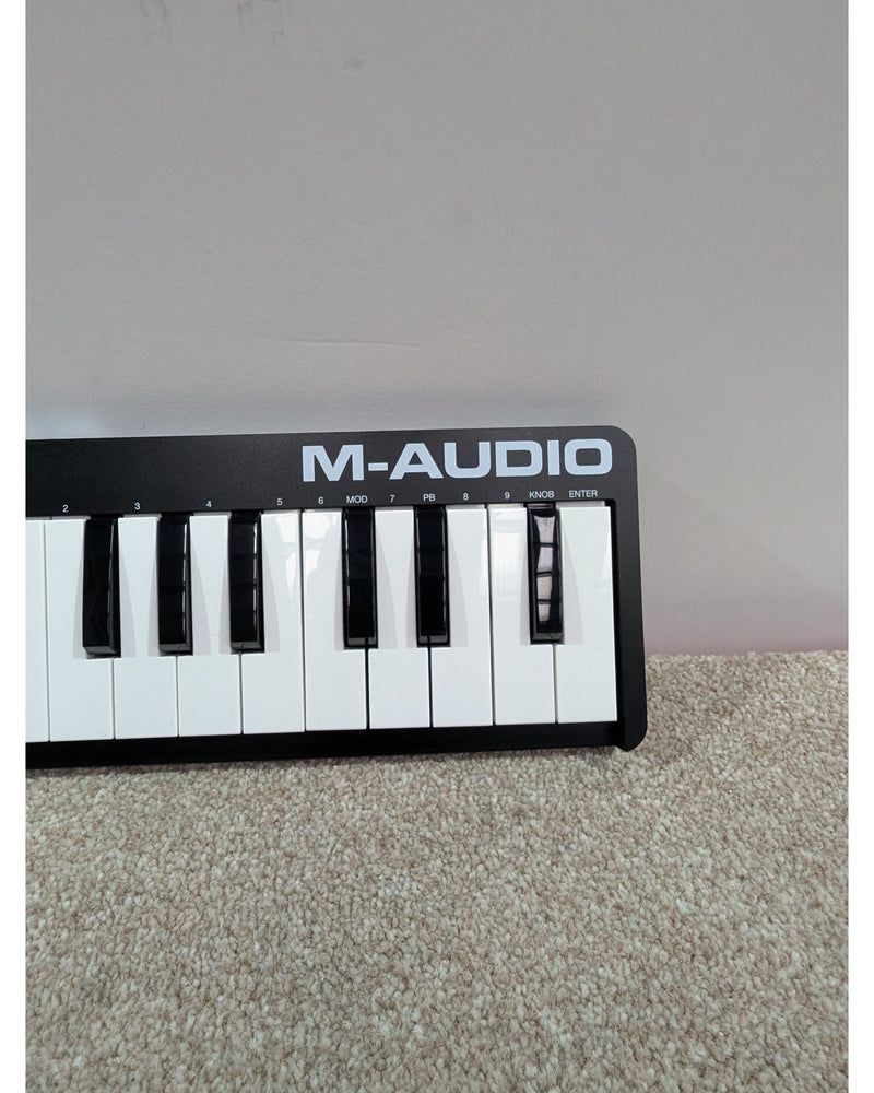 M-Audio Keystation Mini 32 MK3 - MIDI Controller - Black - Like New w/ Original Box - image 6