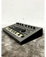 Roland MC-303 - Synthesizer - Silver - Excellent - Image 7