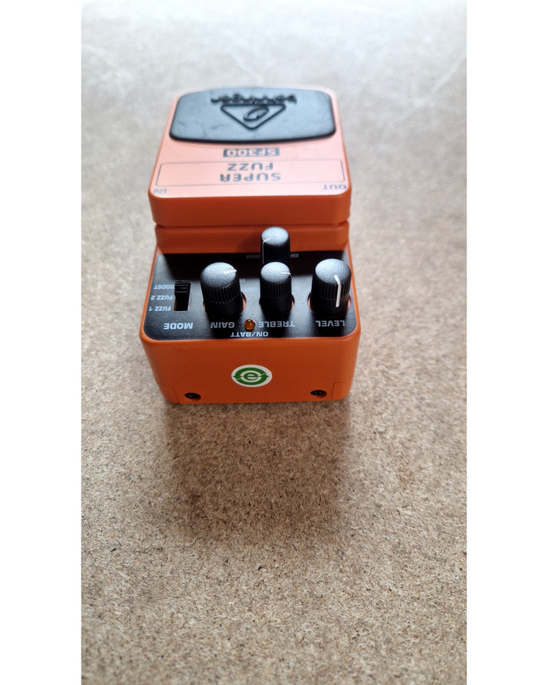 Behringer Super Fuzz - Effects Pedal – Fuzz Pedal - Excellent - Image 7