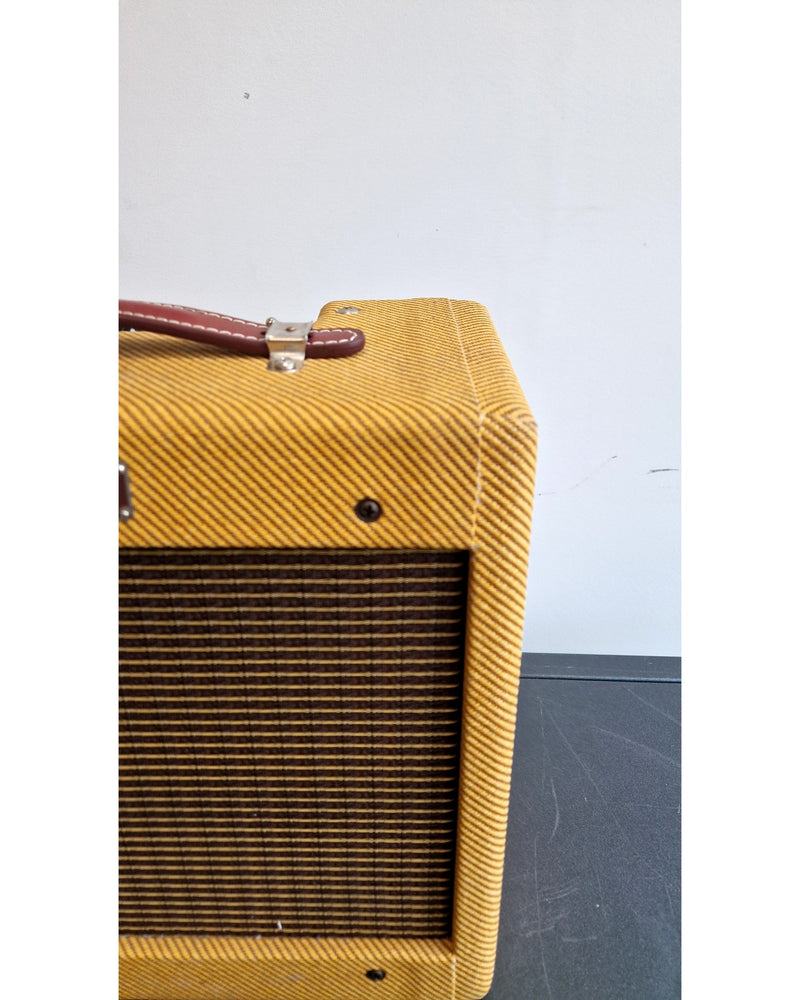 Fender 57 Champ - Guitar Amplifiers - Very Good w/ Soft Case - Image 17