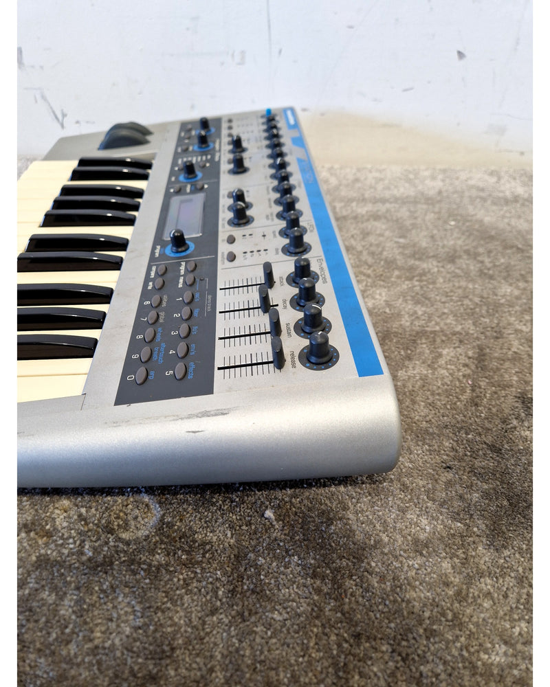 Novation K-Station Synthesizer Keyboard - Compact Design - Good - Image 6