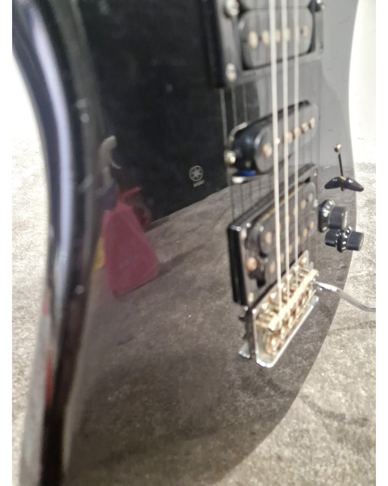 Yamaha ERG 121 Electric Guitar Black - Refurbished - Image 13