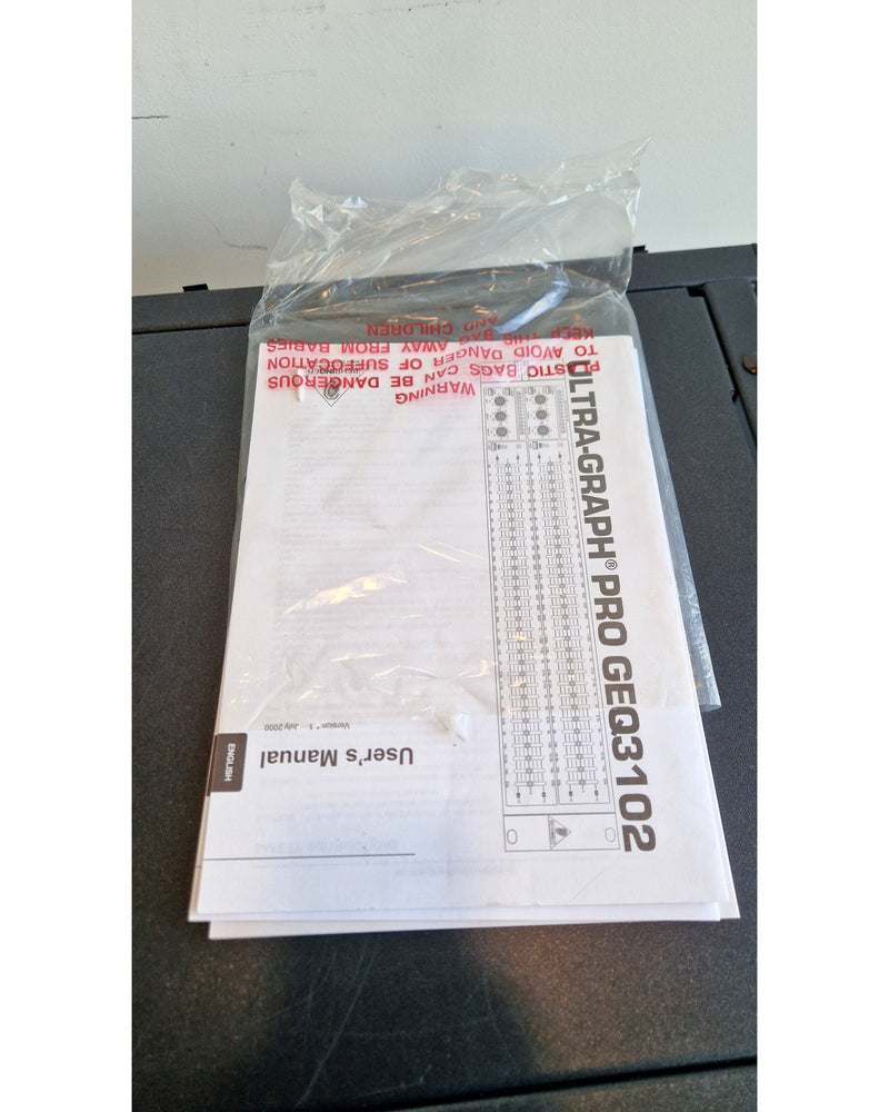 Behringer Ultragraph Pro GEQ 3102 - Equalisers - Good w/ Original Box & Manuals - Image 15