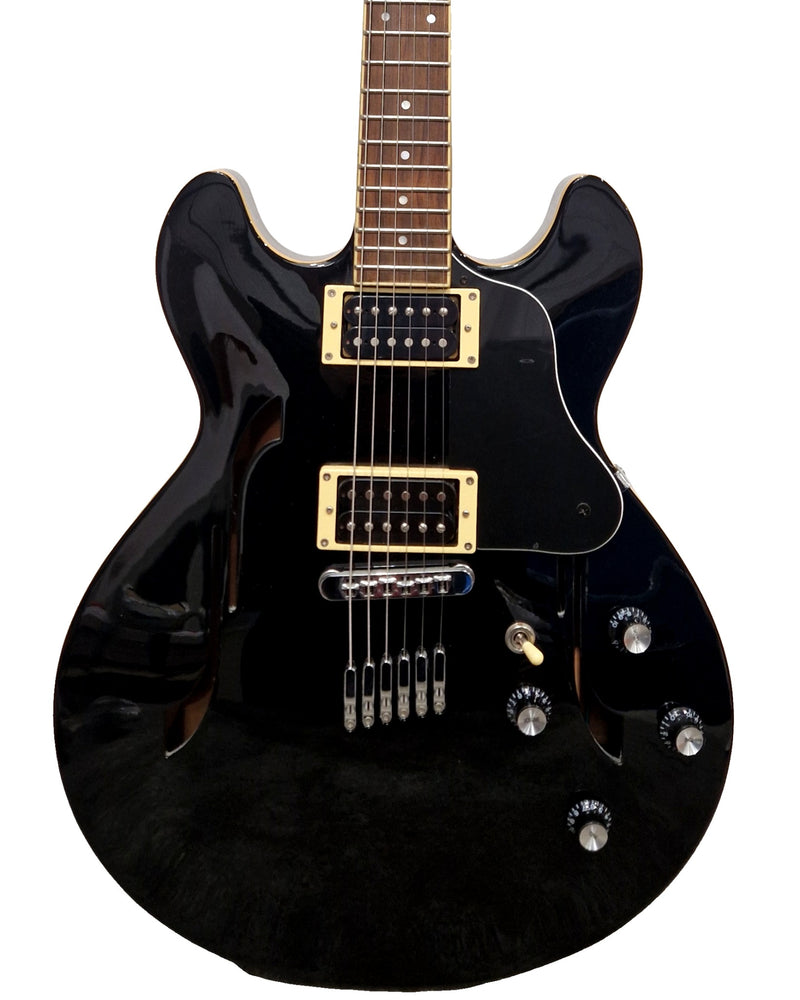 Yamaha SA500 - Electric Guitars - Black - Excellent - Image 1